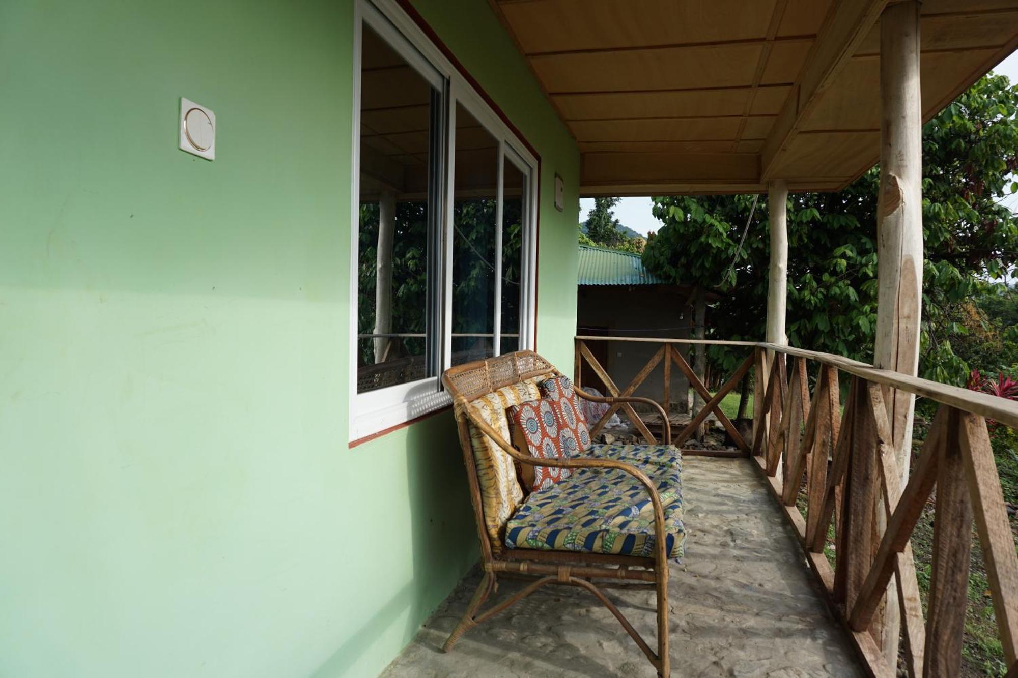 Cocoa Village Guesthouse Obo  Extérieur photo
