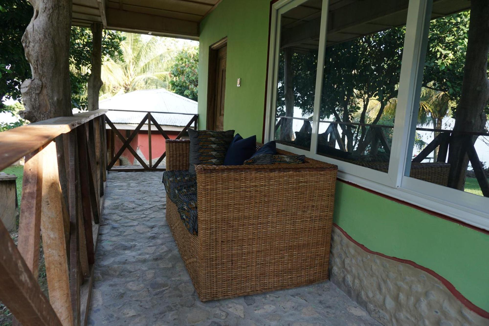Cocoa Village Guesthouse Obo  Extérieur photo